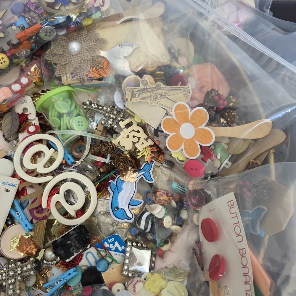 Mystery Junk Journal Assorted  Embellishment Mix - Picture 4 of 14
